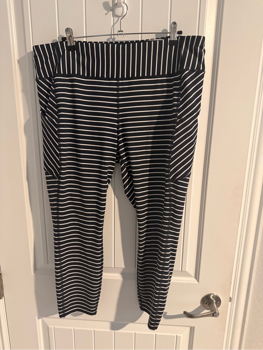 Athleta Stripe High Rise Pocket Leggings 1x Navy White Athletic Pants